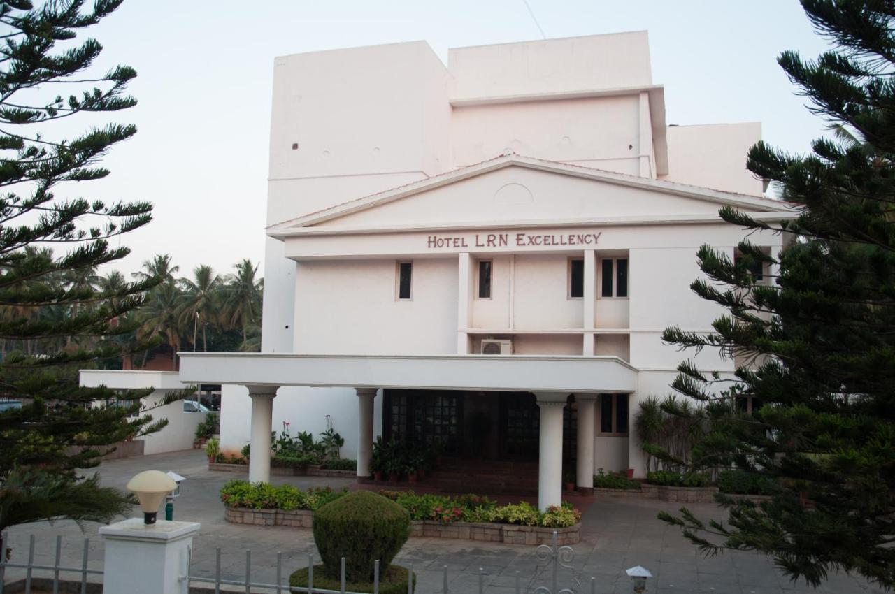 Vinnca Lrn Excellency Salem Exterior foto